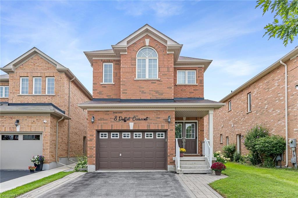 8 Duffel Crescent Property Photo 1