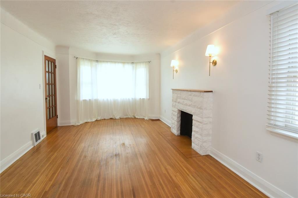 575 Upper Wentworth Street Property Photo 7