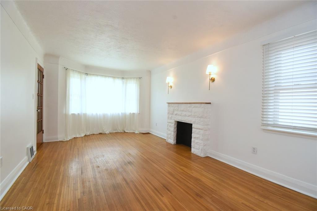 575 Upper Wentworth Street Property Photo 8