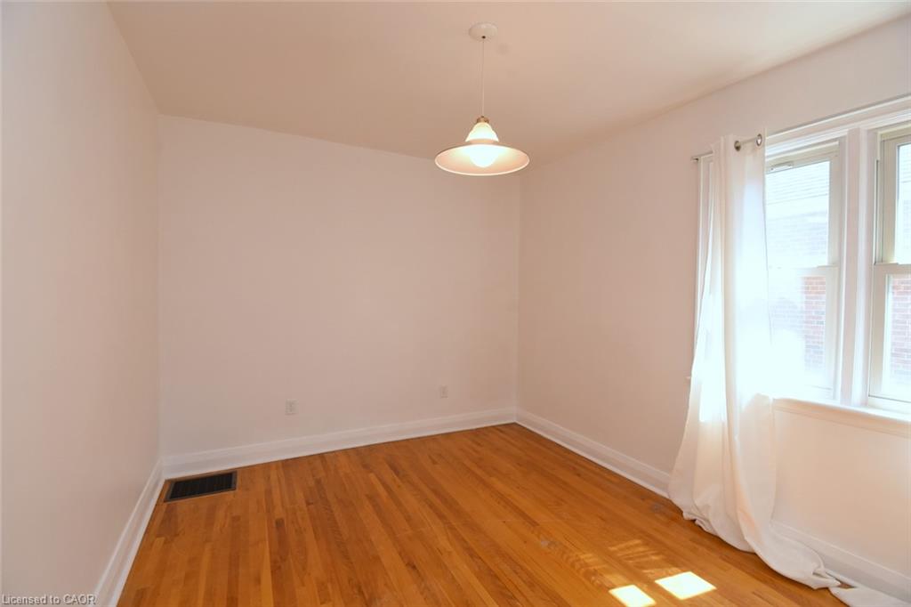 575 Upper Wentworth Street Property Photo 14