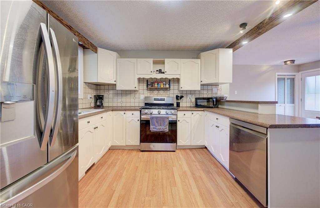 541 Regional Road 38 Property Photo 11