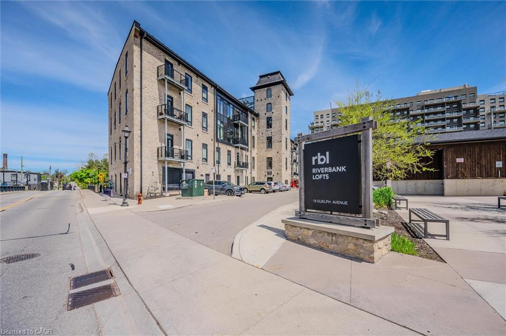 202-19 Guelph Avenue Property Photo 1