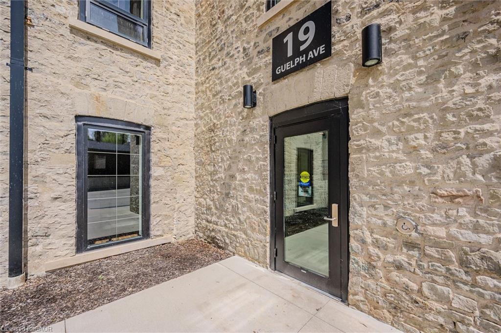 202-19 Guelph Avenue Property Photo 4