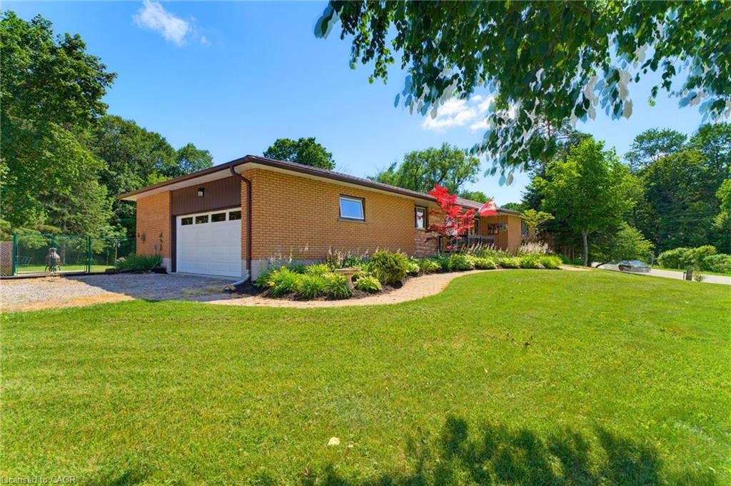 3226 Indian Trail Property Photo 4