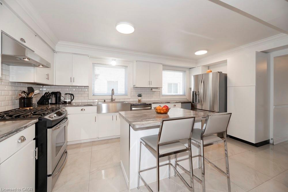 77 Leander Street Property Photo 11