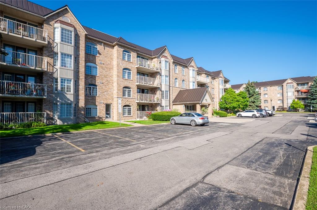 B405-216 Plains Road W Property Photo 4