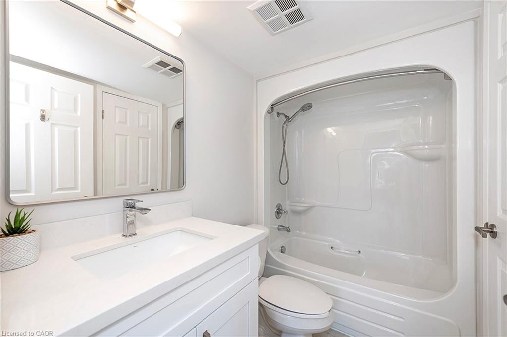B405-216 Plains Road W Property Photo 23