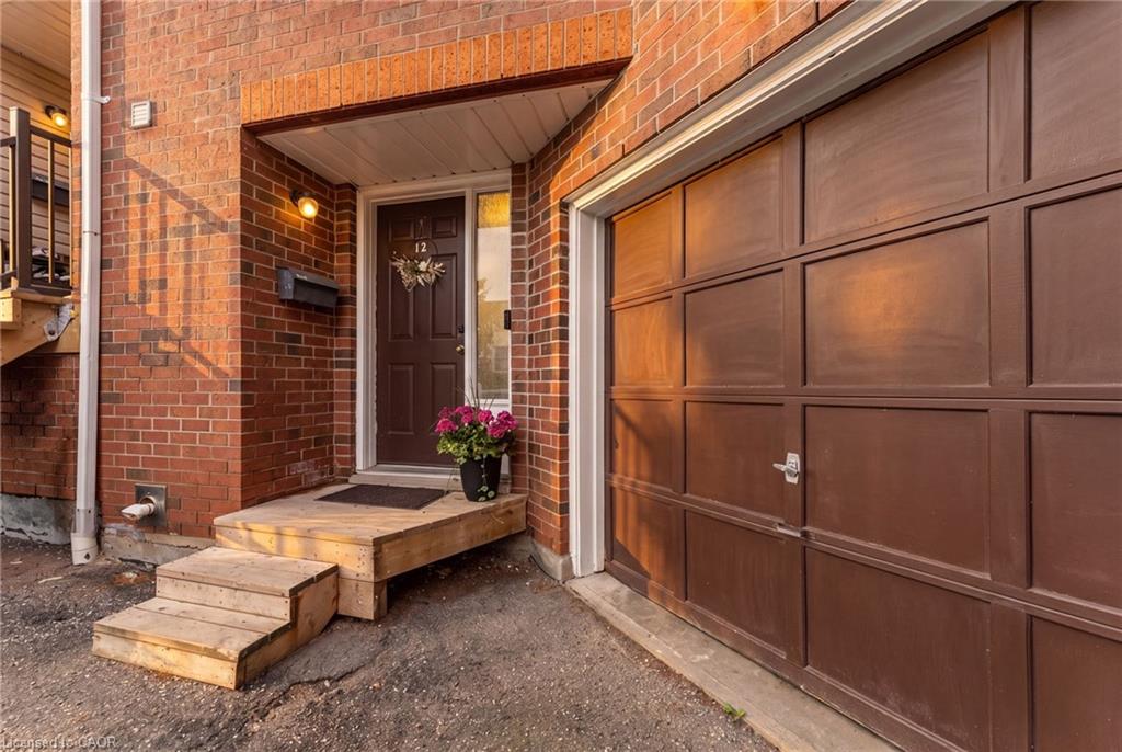 12-465 Beechwood Place Property Photo 2