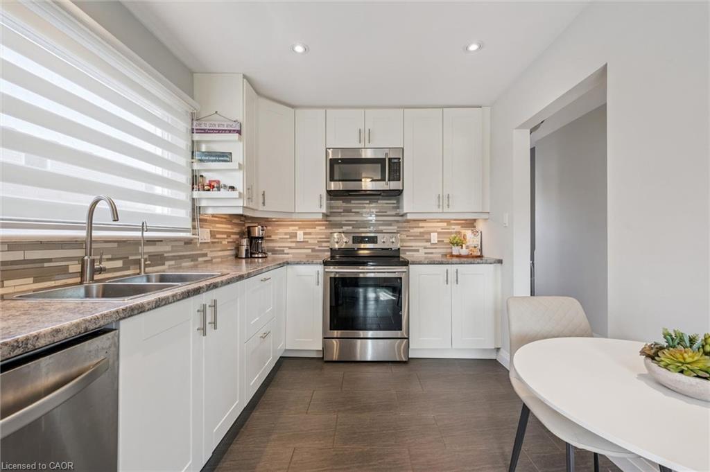 103 William Street Property Photo 10
