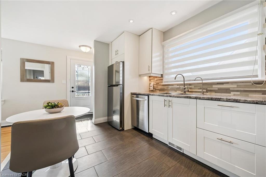 103 William Street Property Photo 12