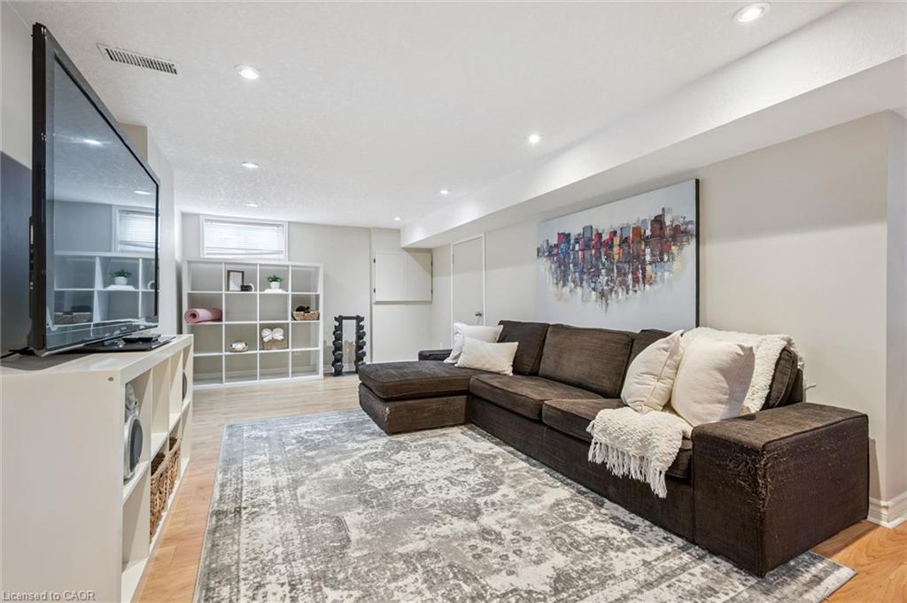 103 William Street Property Photo 24