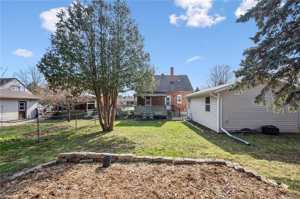 103 William Street Property Photo 33
