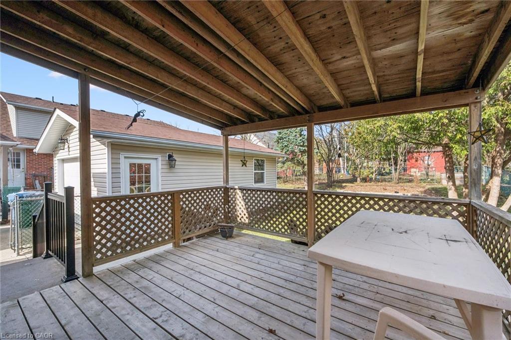 103 William Street Property Photo 36