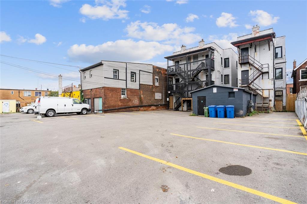 301-657 Barton Street E Property Photo 23