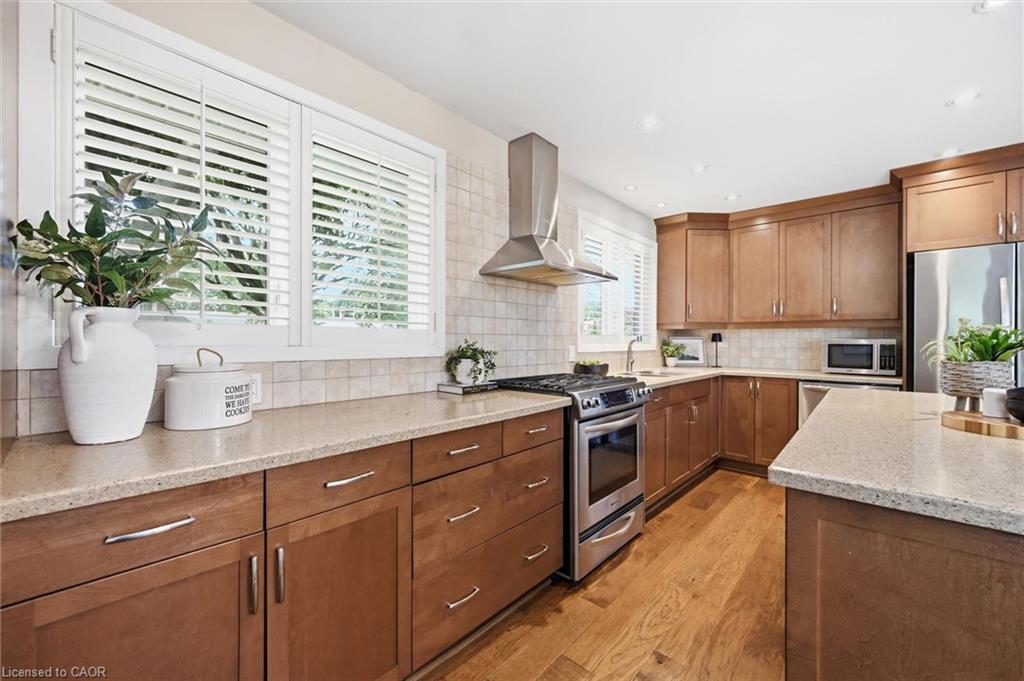 3430 Regal Road Property Photo 12