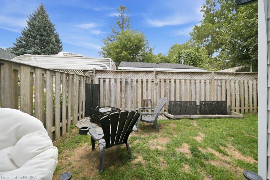 11 Esther Street Property Photo 29
