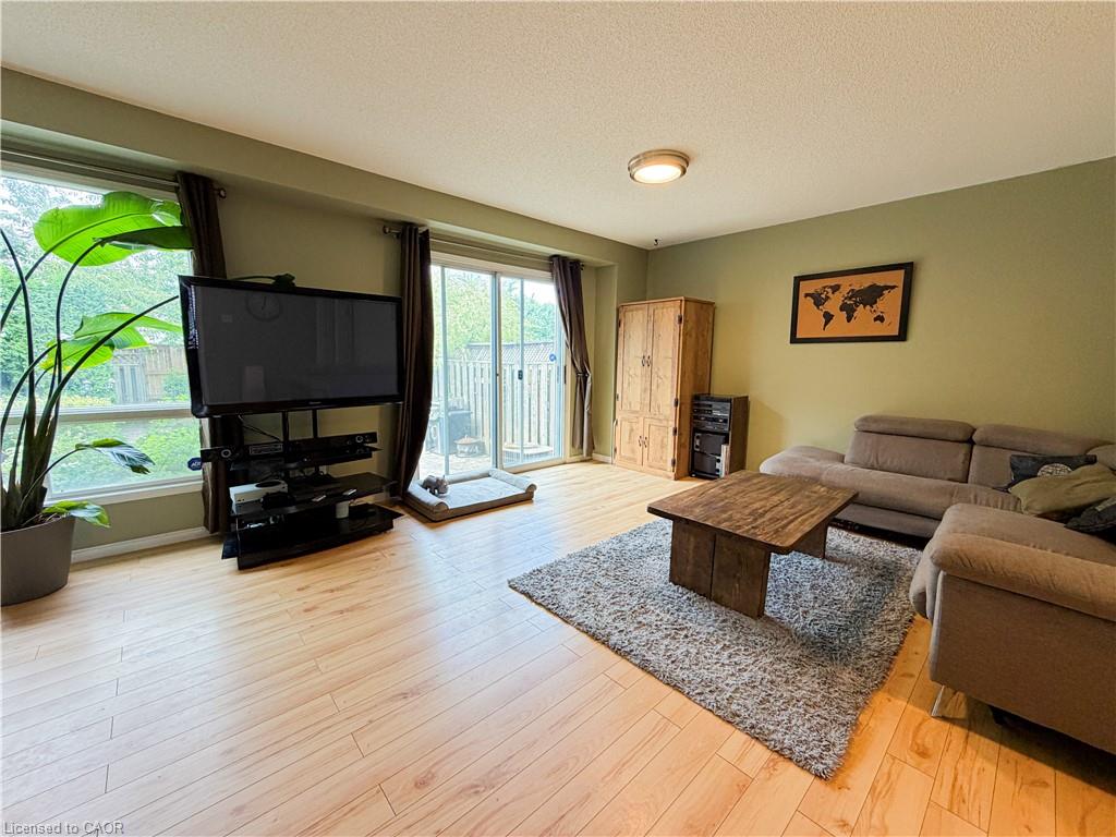 76 Fairgreen Close Property Photo 12