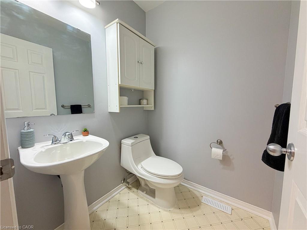 76 Fairgreen Close Property Photo 19