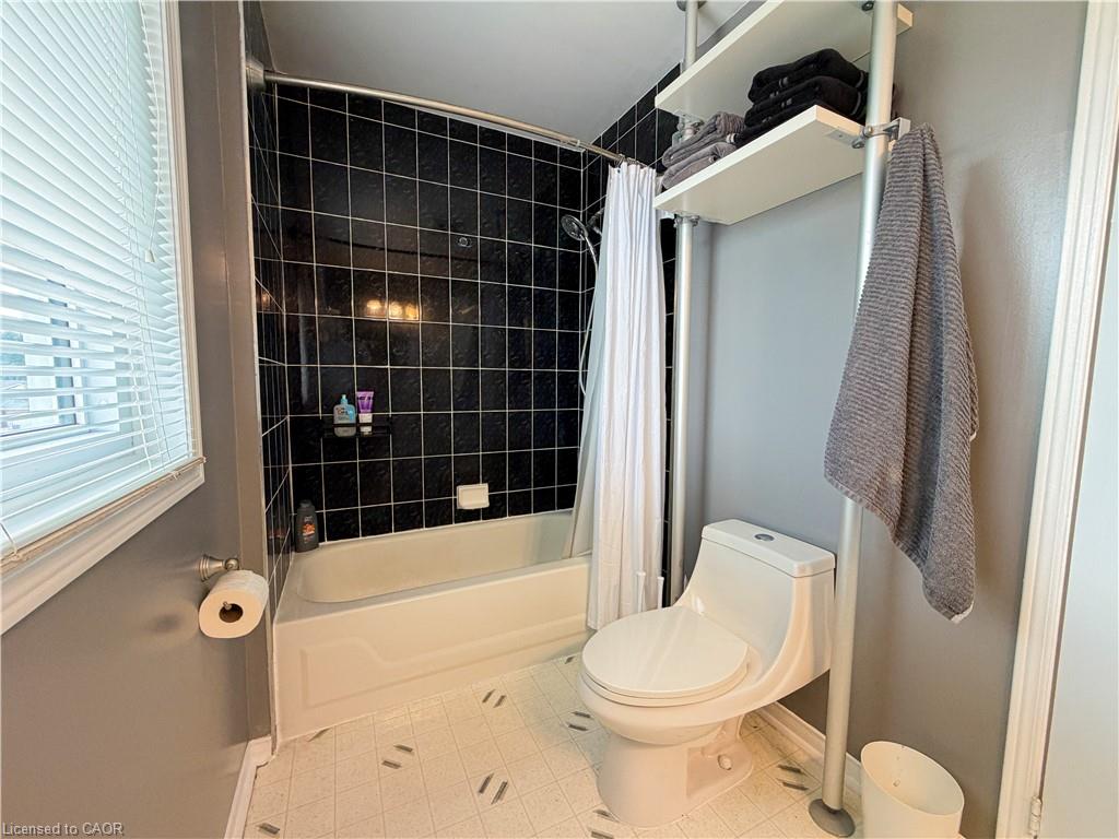 76 Fairgreen Close Property Photo 29