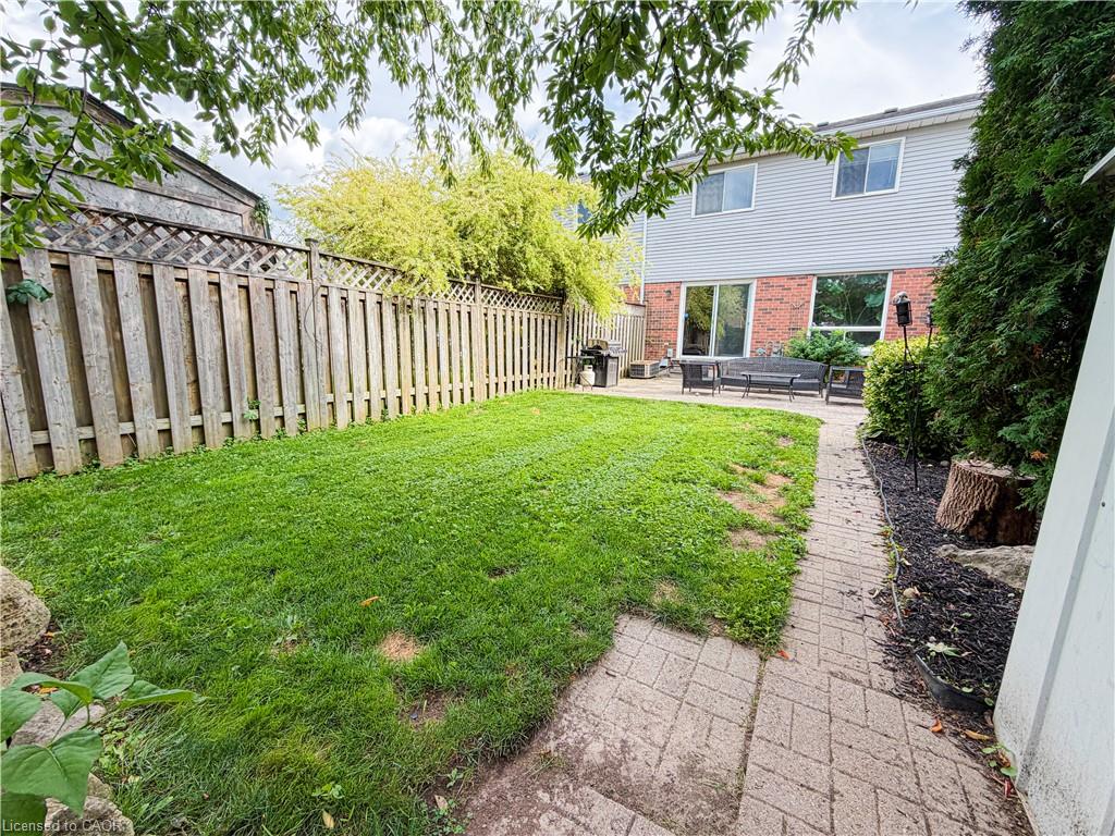 76 Fairgreen Close Property Photo 38
