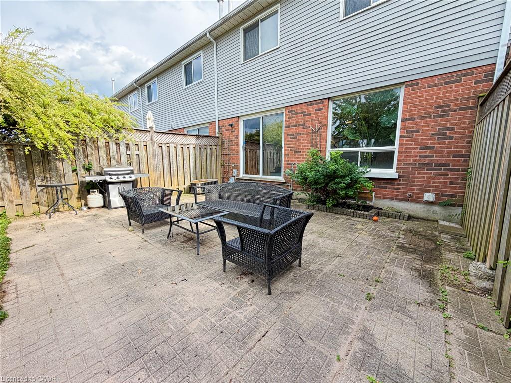 76 Fairgreen Close Property Photo 41