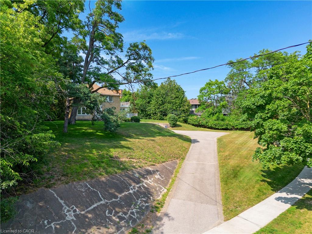 272 Sheldon Avenue N Property Photo 1