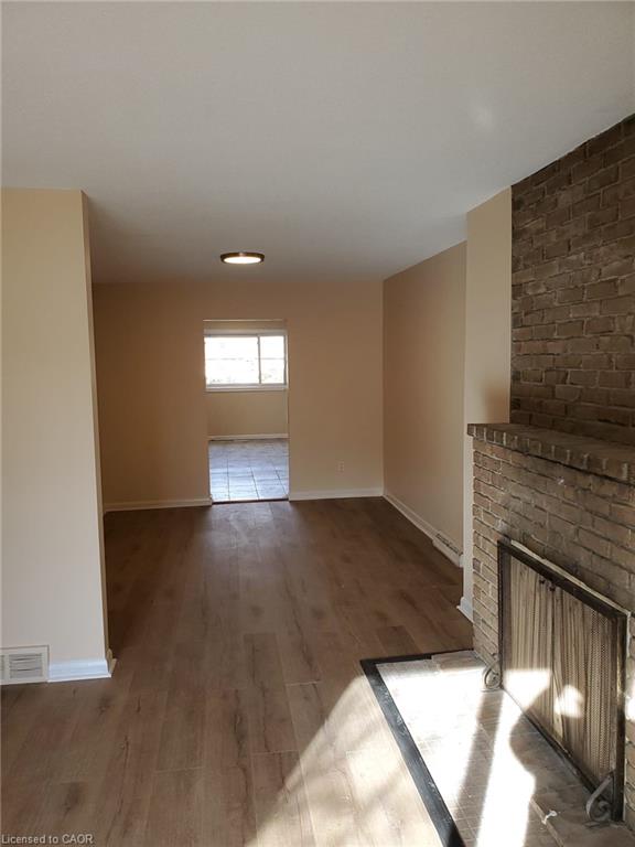 9-225 Shakespeare Drive Property Photo 3
