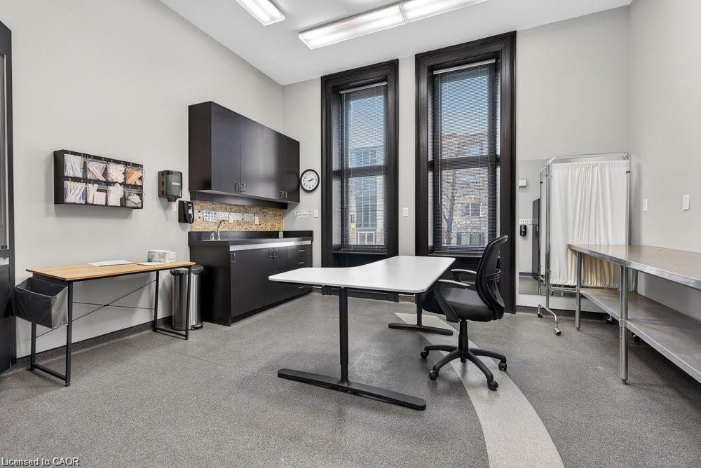 14 Duke Street Property Photo 10