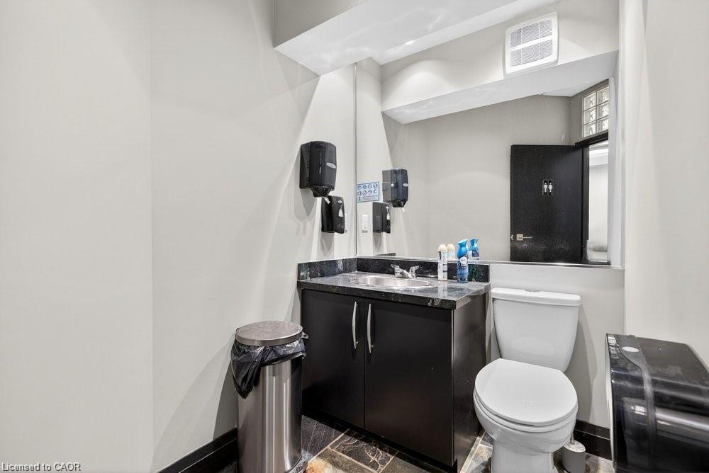 14 Duke Street Property Photo 11
