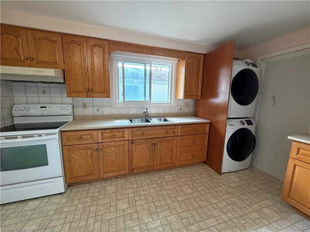 148 Pepperwood Crescent Property Photo 9