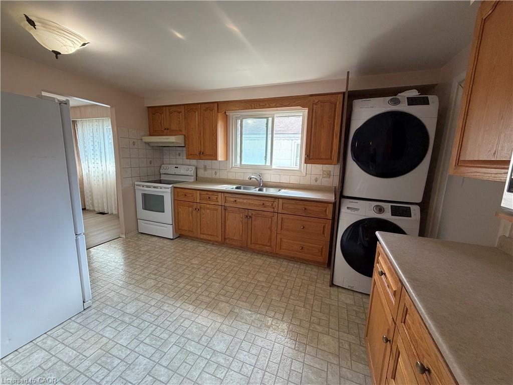 148 Pepperwood Crescent Property Photo 10