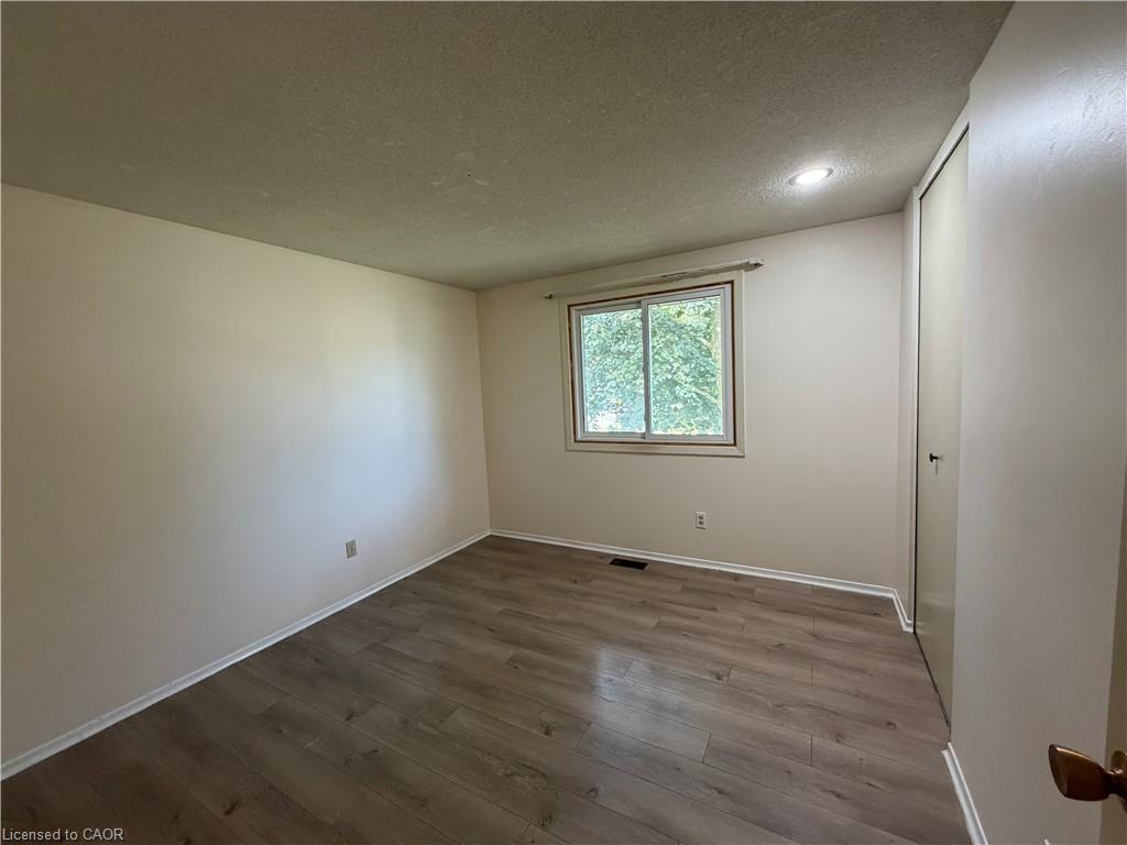 148 Pepperwood Crescent Property Photo 15