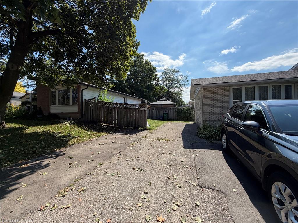 148 Pepperwood Crescent Property Photo 19