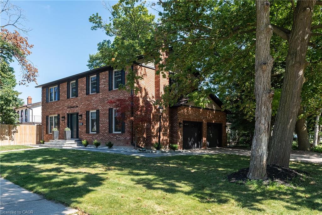 579 Fourth Line Property Photo 2