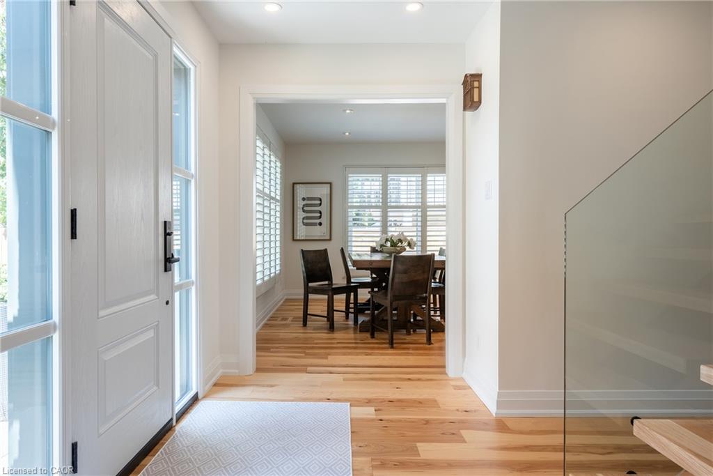 579 Fourth Line Property Photo 8
