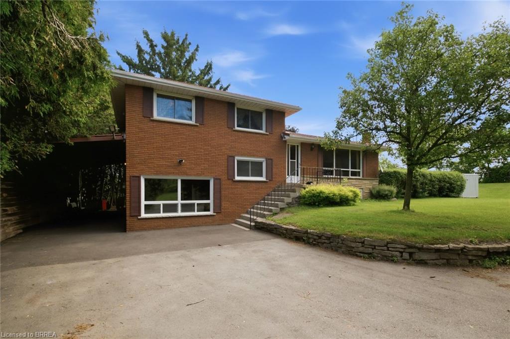 1598 Highway No 6 Property Photo 3