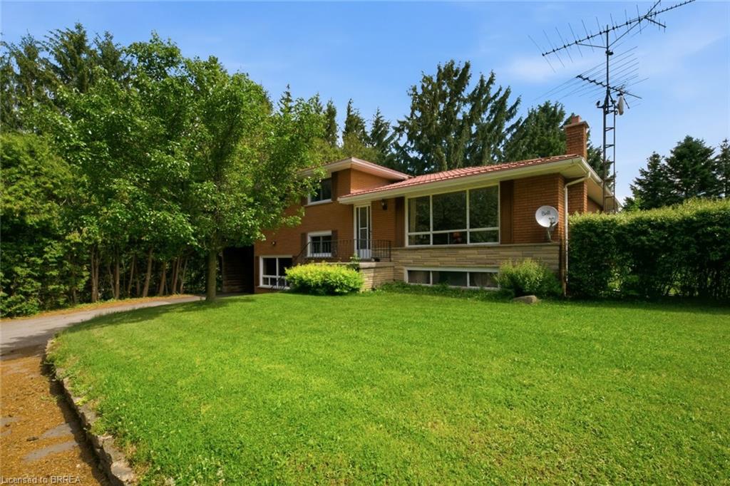 1598 Highway No 6 Property Photo 6