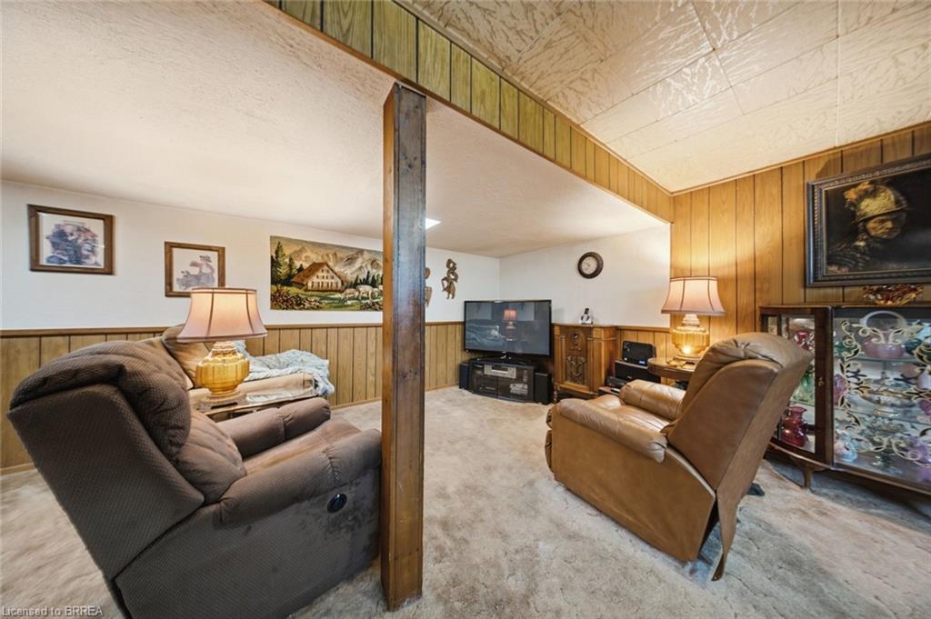 1598 Highway No 6 Property Photo 29