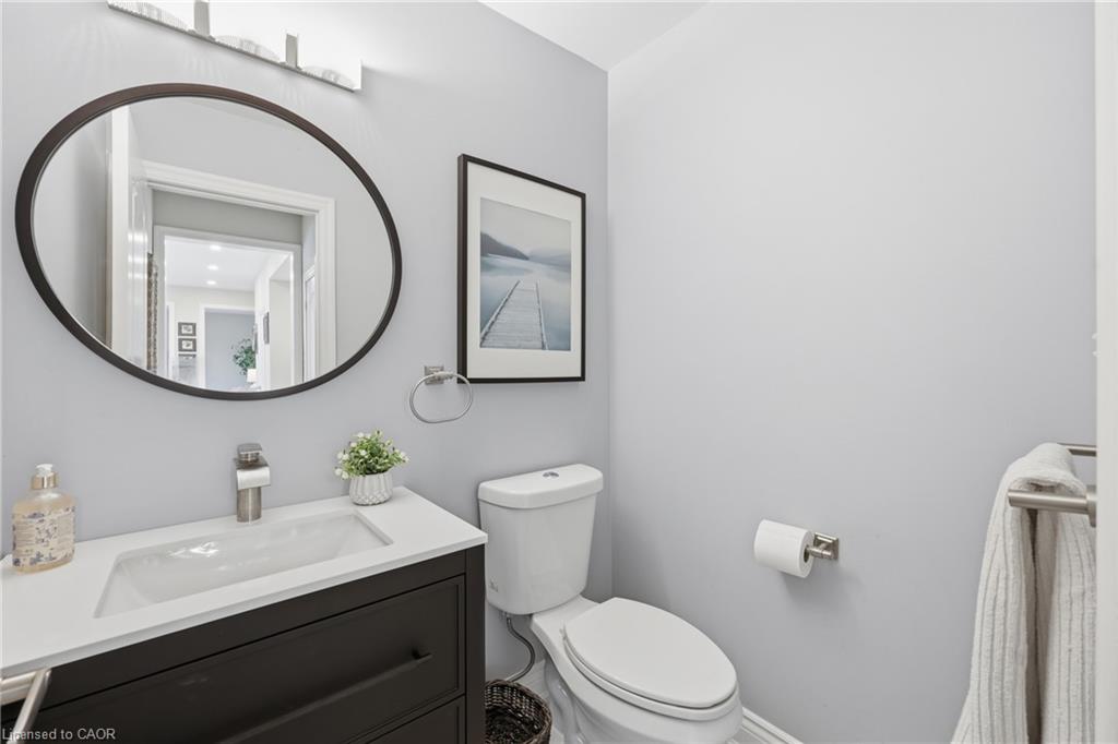2295 Glazebrook Circle Property Photo 17