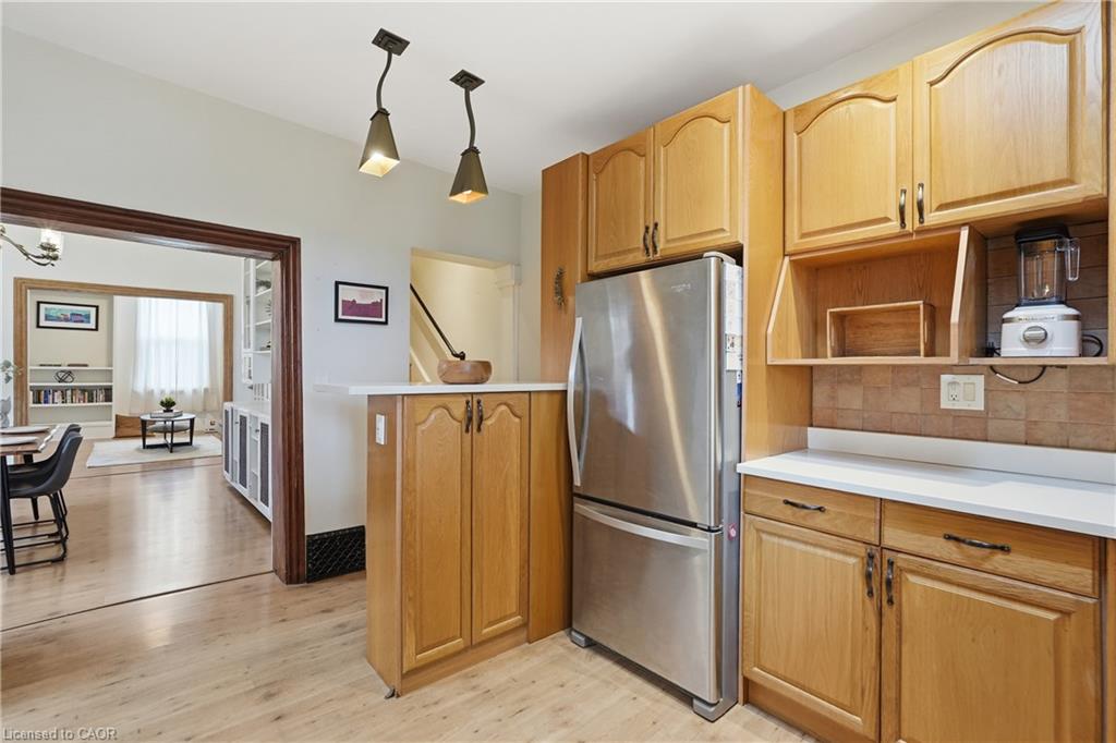 356 Hughson Street N Property Photo 11