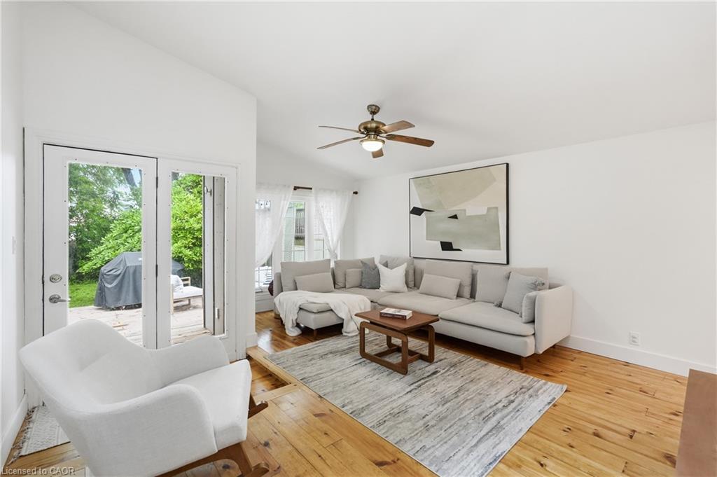 356 Hughson Street N Property Photo 12