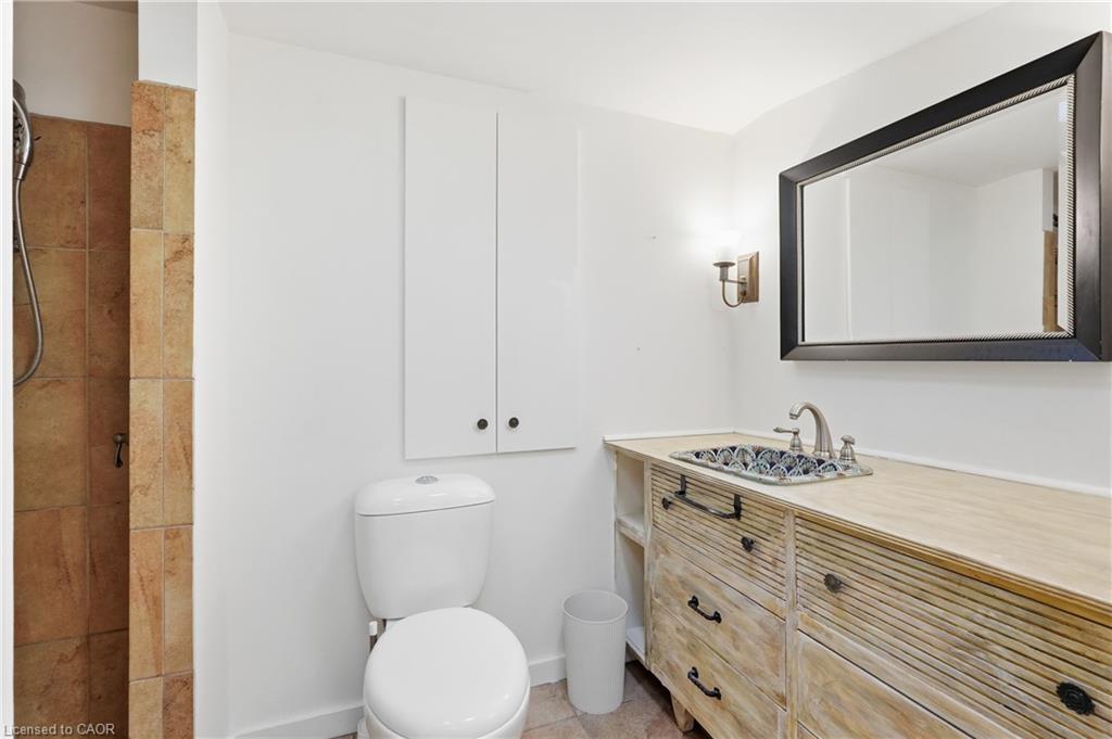 356 Hughson Street N Property Photo 15