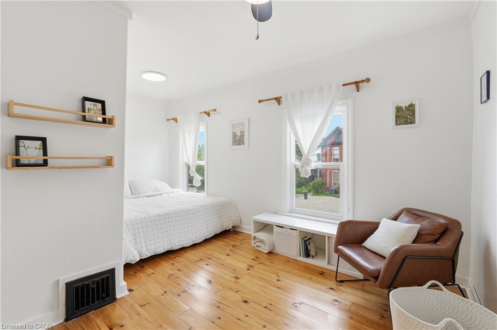 356 Hughson Street N Property Photo 19