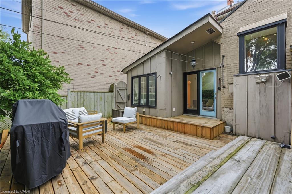356 Hughson Street N Property Photo 27