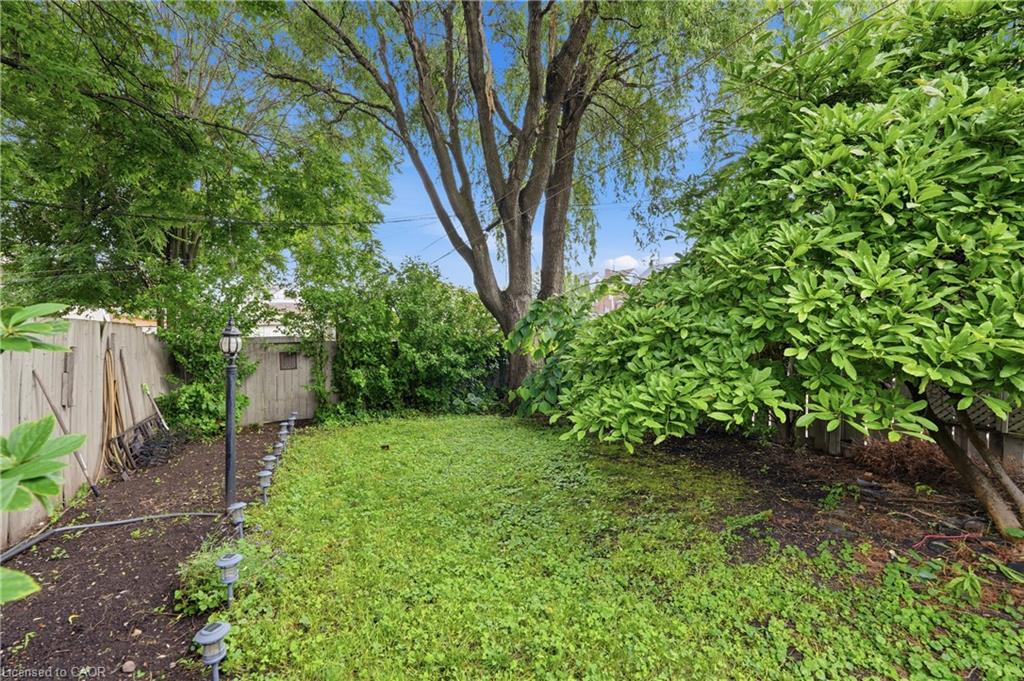 356 Hughson Street N Property Photo 29