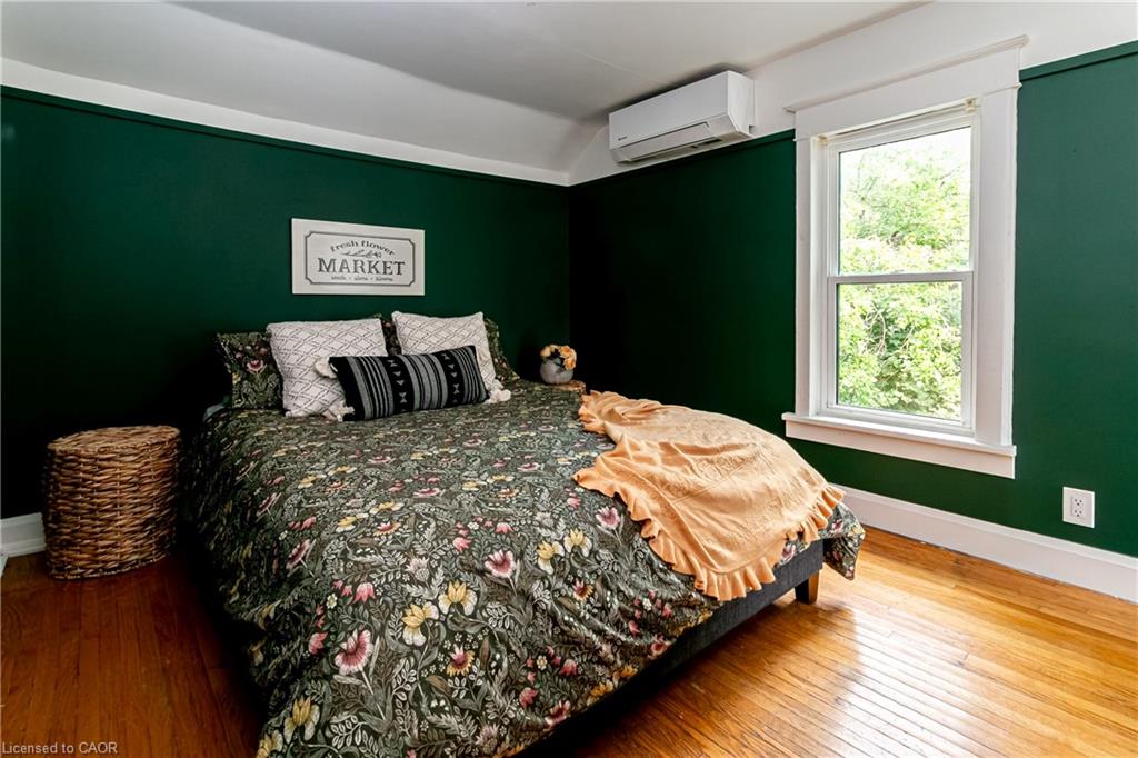 39 Park Street E Property Photo 36