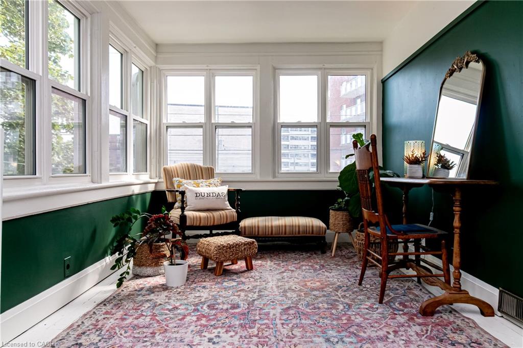 39 Park Street E Property Photo 39