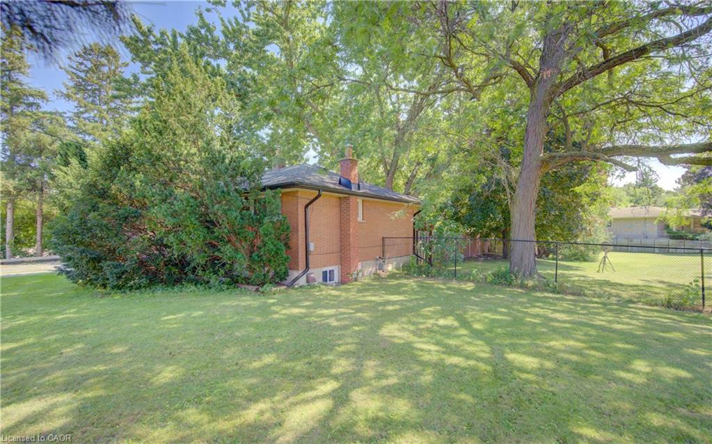 9 Rothsay Avenue Property Photo 3