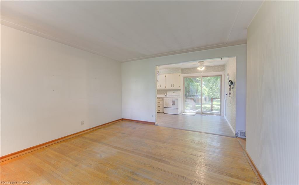 9 Rothsay Avenue Property Photo 13