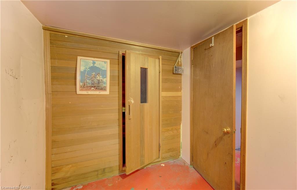 9 Rothsay Avenue Property Photo 28